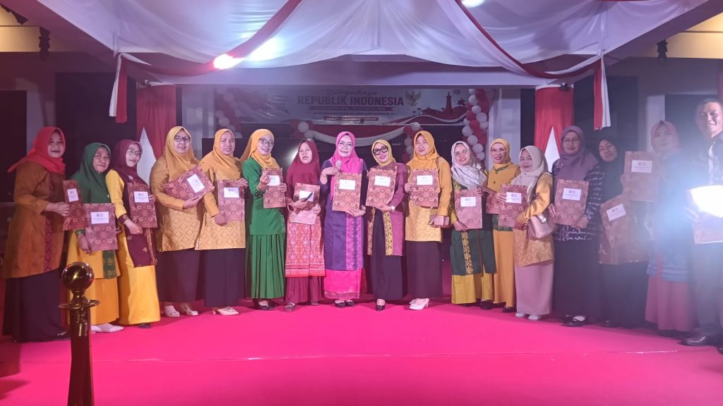 Perkuat Pendidikan Anak Usia Dini, 20 PAUD Swasta di Sumbawa Berubah Status Menjadi TK Negeri